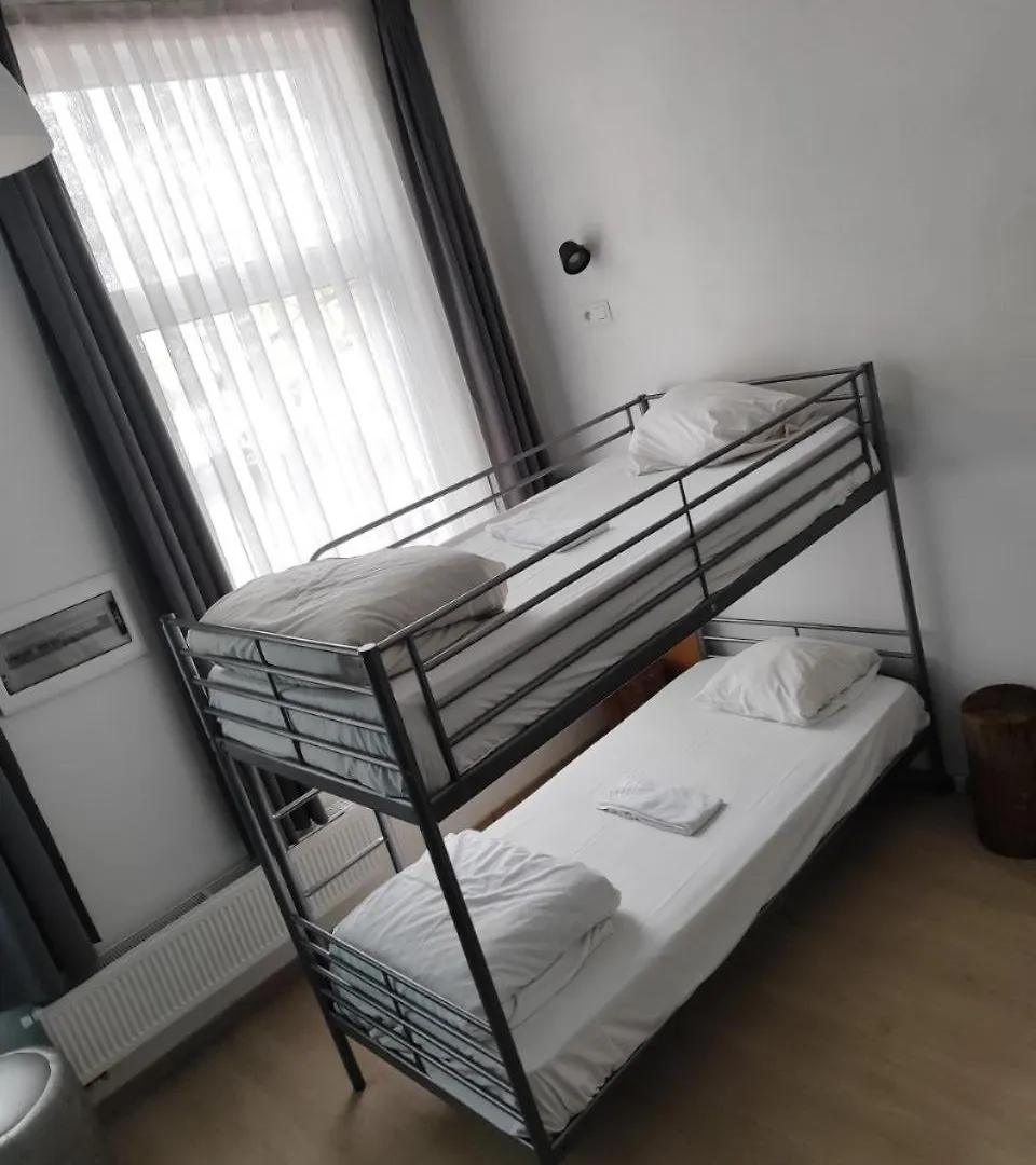 Midi 81 Hostel Brussel België